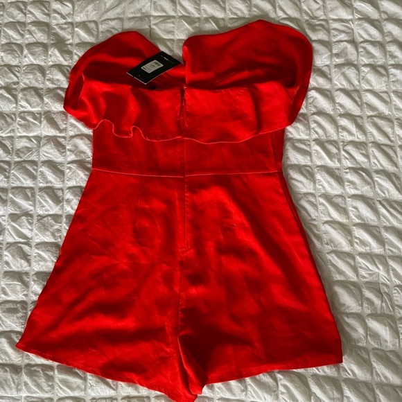 Fashion Nova red ruffle romper - Picture 3 of 8
